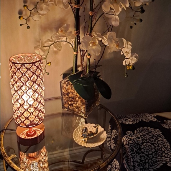 Rose Gold Set of Two Bedside Lamps Touch and Charging NWT - Picture 2 of 8